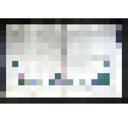 Салфетка из белой х/б ткани с вышивкой