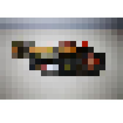 Игрушка-орехокол в виде петуха на подставке с росписью