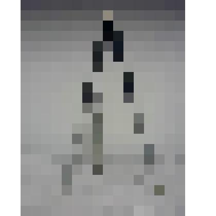 Фотоштатив. В кожаном футляре черного цвета