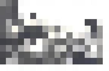 Фотография. Ветеран Каинского комсомола Труш С.Я. беседует с комсомольцами химзавода