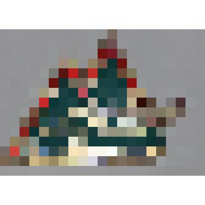 Значок спортивный, на зеленом фоне надпись: «Медео», изображены коньки