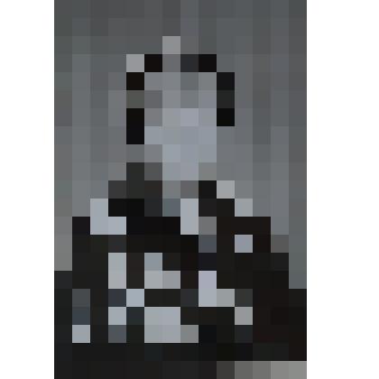 Фотография черно-белая с изображением Невдахина С.В. в морской форме